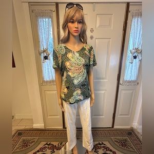 New Directions top L multicolored top W/Alfani white pants sz 12 , 2 pcs set!